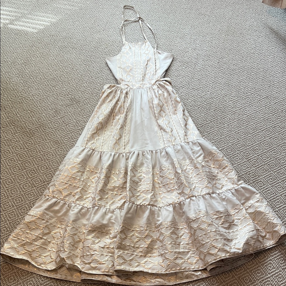 Chic Cream Lace Dress